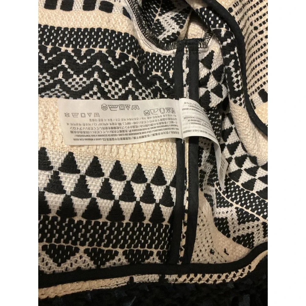 Abercrombie & Fitch Women Cropped Fringe Tapestry Jacket Aztec Print L NEW - Picture 4 of 6